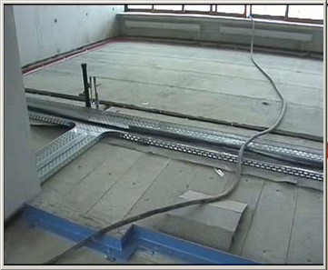 Installationen unter dem zukünftigen Fußboden (2)