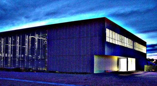 Turnhalle am Abend